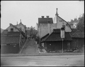 Nybergsgränd 1896 (Foto: Okänd, SSM)